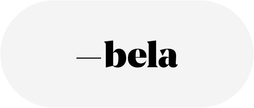 Logo de "BELA" sur fond rose texturé.